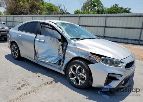 2019 Kia Forte Fe из США, поврежденный, VIN 3KPF24AD1KE118386